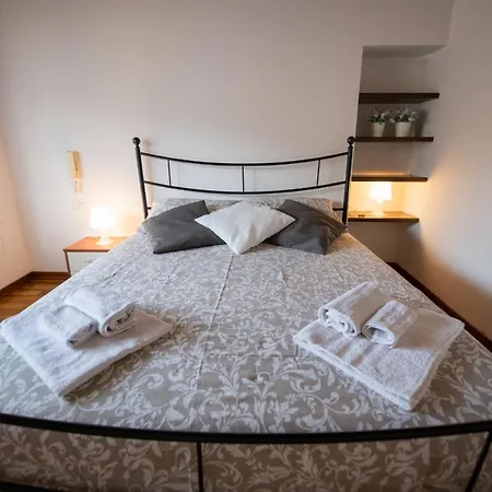 Al Borgo Da Vittorio Apartment Salo